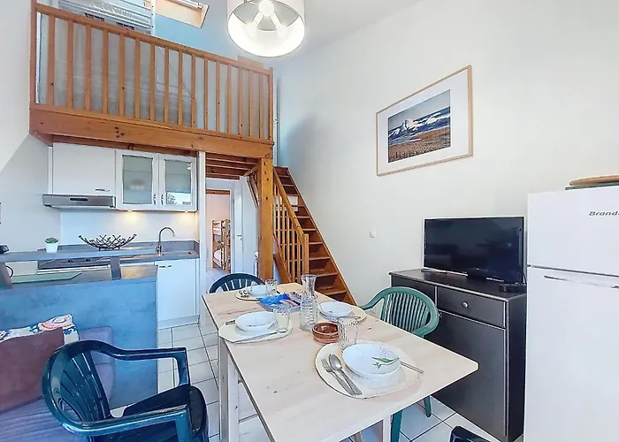 Holiday home Sud-4 By Interhome